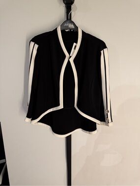 NWT - Joseph Ribkoff size 8 Black and White Contrast Trim Open-Front Jacket